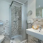 Premier Spittelmarkt Otel 3*
