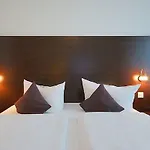 Hotel Premier Spittelmarkt 3*
