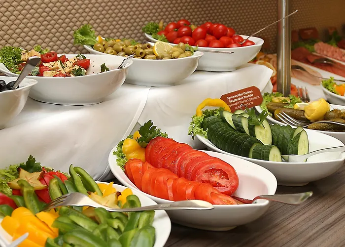 Premier Inn Berlin City Spittelmarkt Hotel 3*