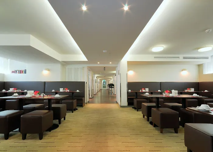 Premier Inn Berlin City Spittelmarkt 3* Berlin