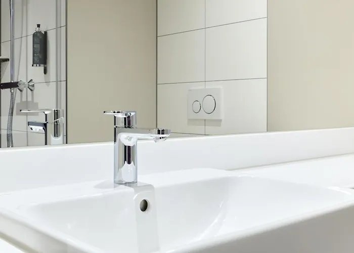 Отель Premier Spittelmarkt 3*