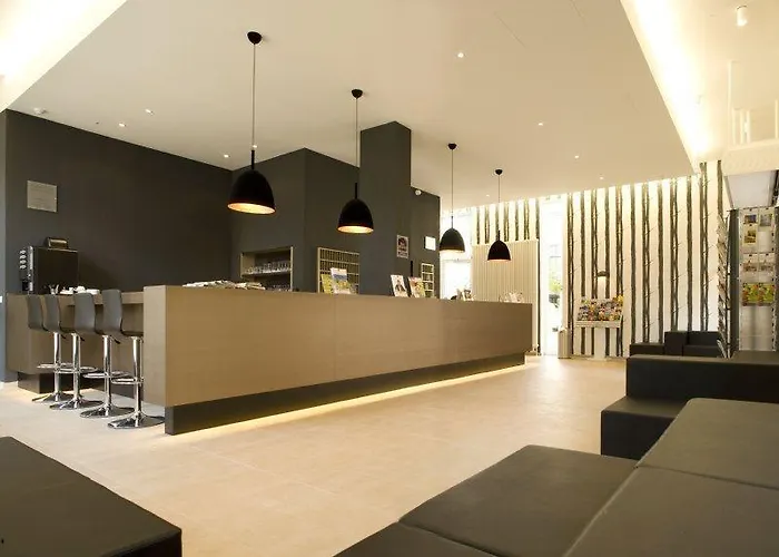 Premier Inn Berlin City Spittelmarkt 3*